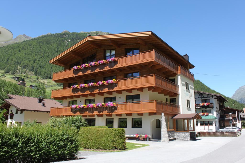 Haus Fidelis Riml Hotell Sölden Exteriör bild